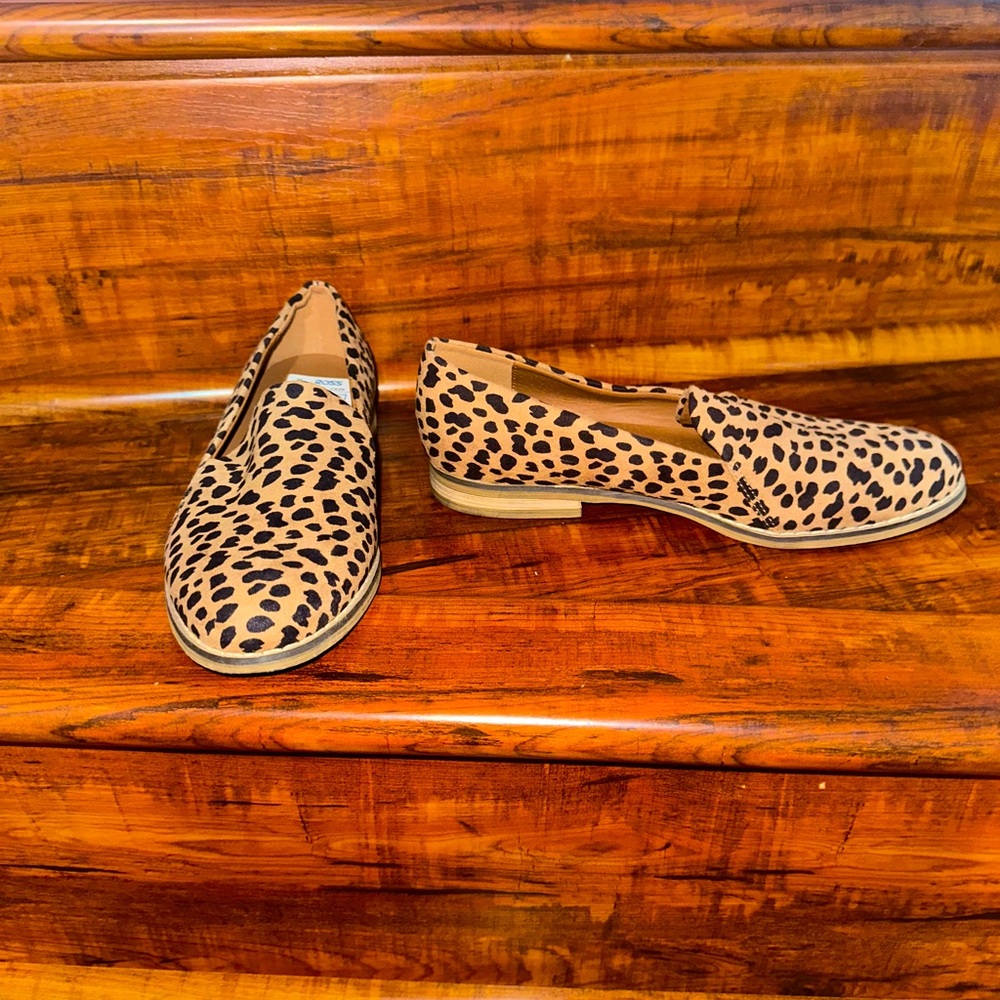Leopard Flats